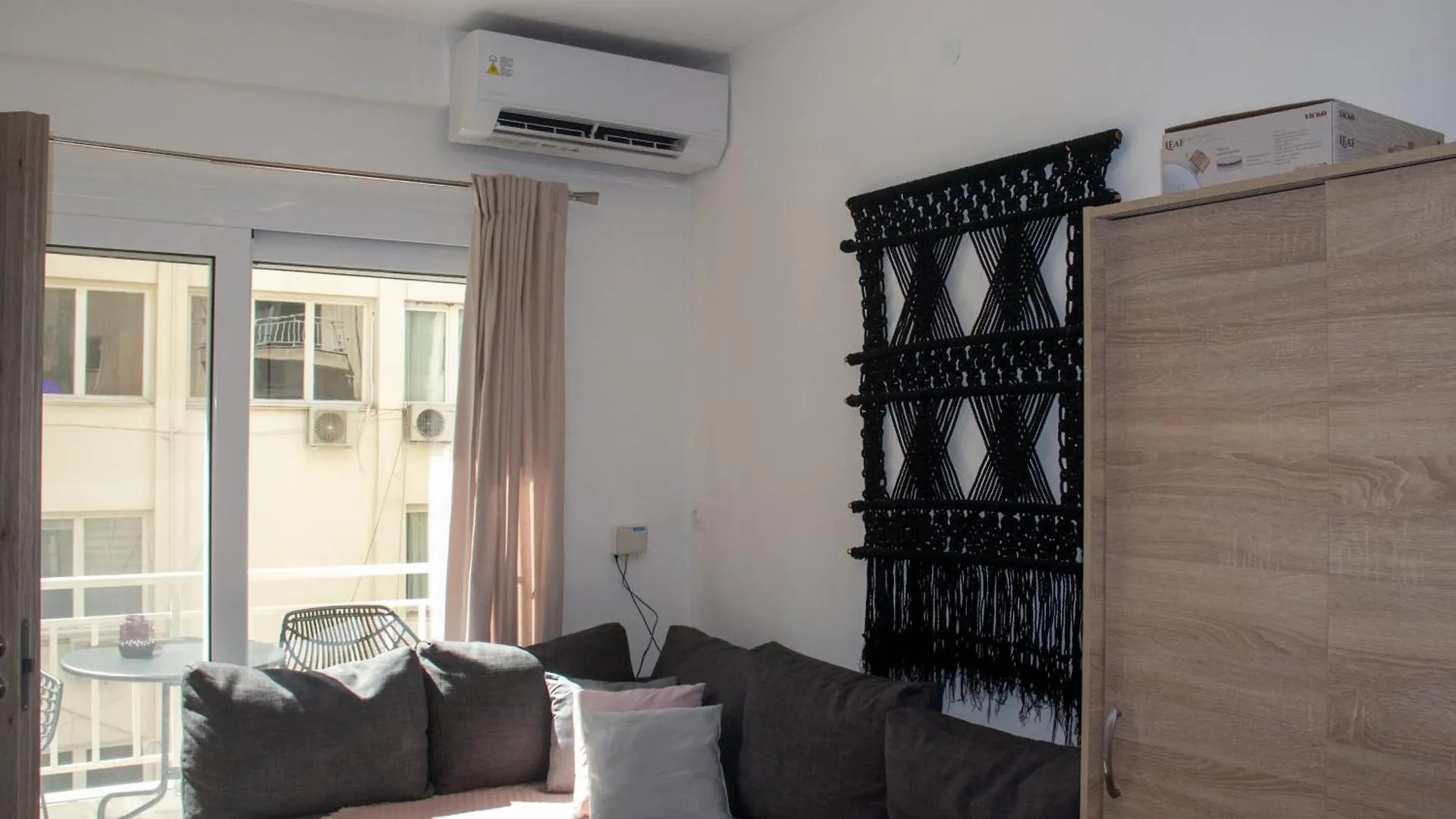 Starcentral, Seaside, Cosy And Lovely Apartment テッサロニキ ギリシャ